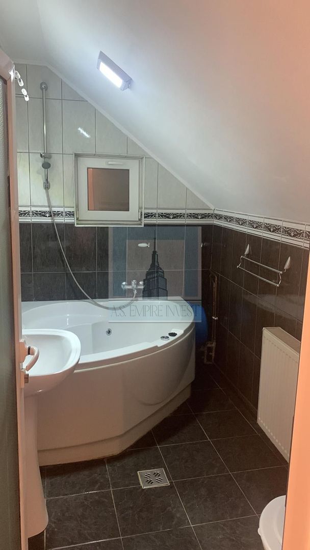 Apartament la casă, cu 3 camere mobilat/ utilat, 2 bai - zona Schei - Poză 10