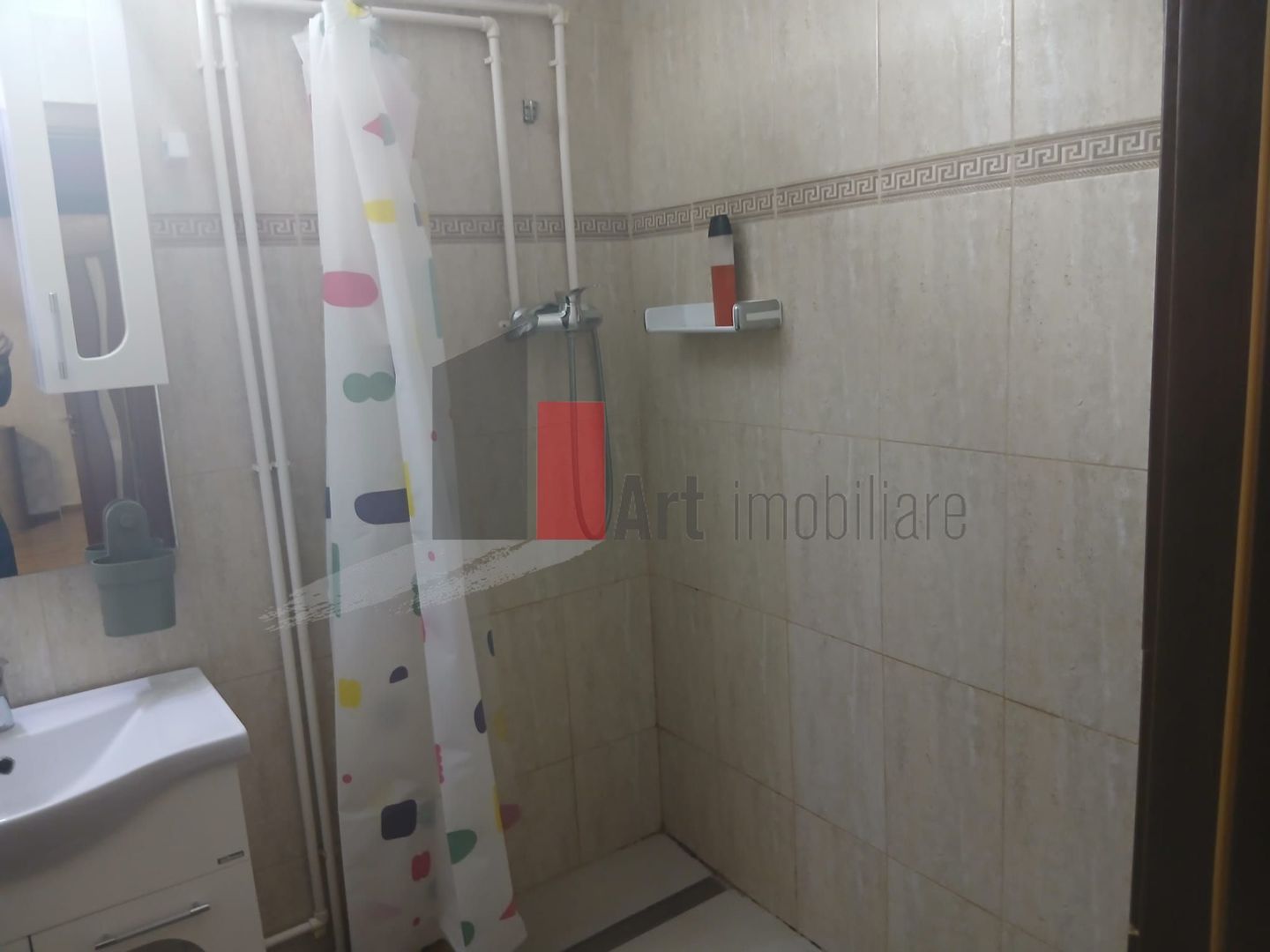 Inchiriere Garsoniera Vitan Mall - Poză 4