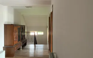 Duplex spațios, 200 mp utili, teren 700 mp, în vatra veche din Moșnița - Poză 18