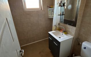 Apartament cu 4 camere de vanzare in Cugir - Poză 6
