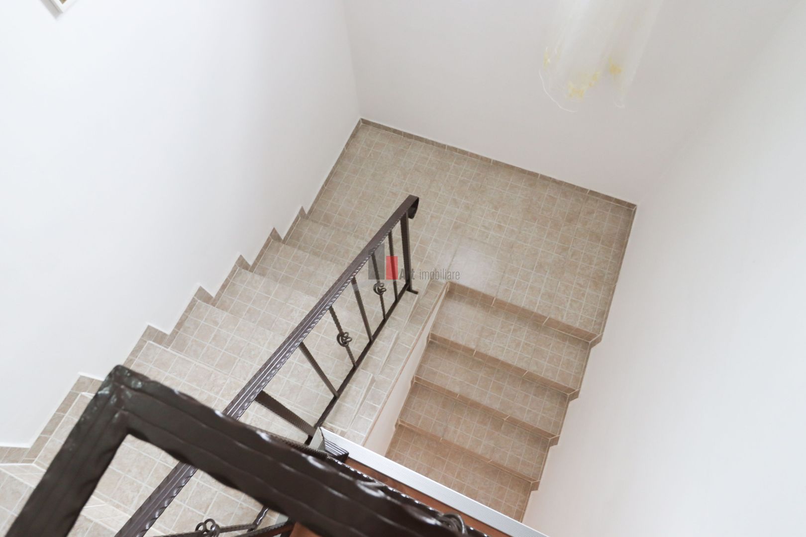 Vila "SEPHARA", teren 700 mp,  292 mp suprafata totala, NEGOCIABIL - Poză 19