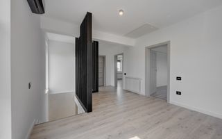 CASA TIPLA, Racordata la toate Utilitățile ! Domnești ! - Poză 10