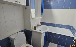 De închiriat apartament 2 camere decomandat -- Baia Comunală - Poză 7