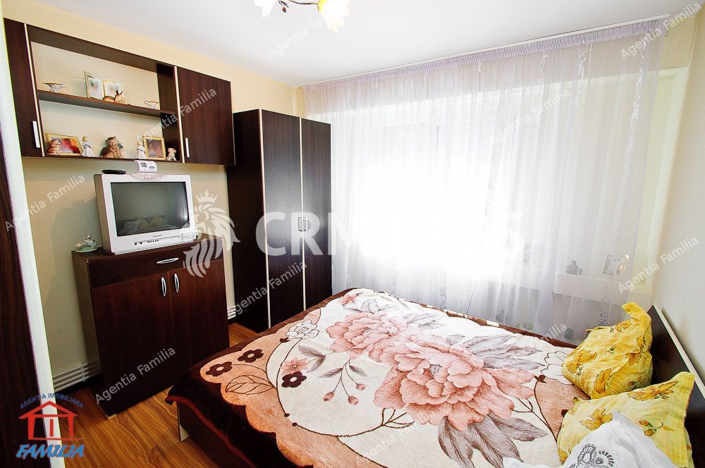 Apartament 3 camere Micro 38 - Poză 1