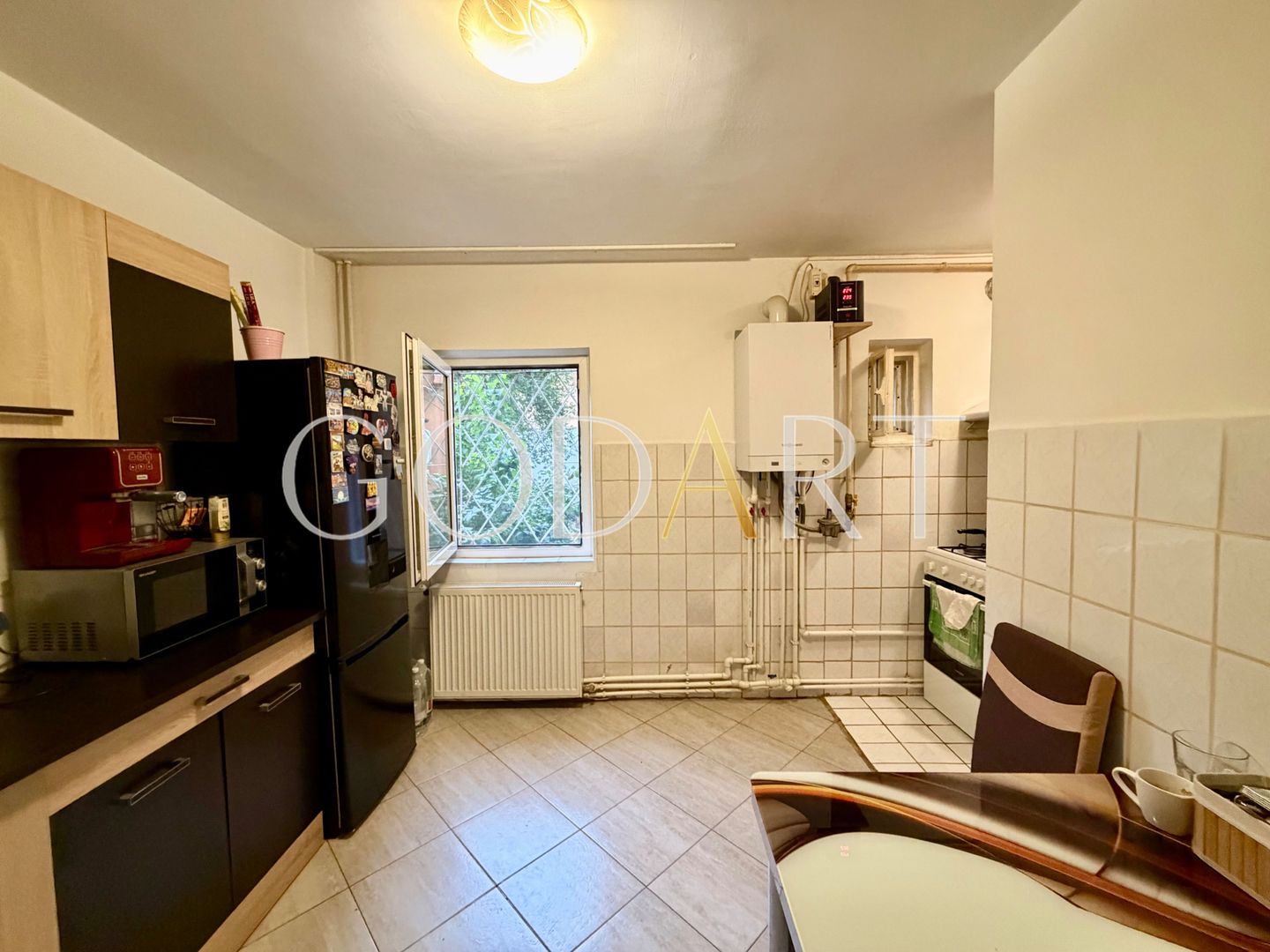 Apartament cu 3 camere | Două balcoane | Renovat - Poză 3