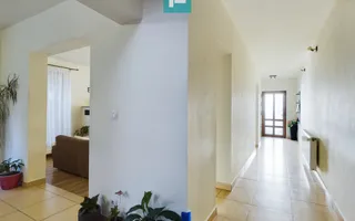 Vilă cu 5 camere de vânzare în zona Aradul Nou - Poză 18