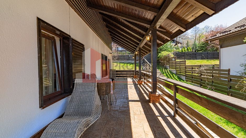 Vila de vacanță în Bran - Poză 10