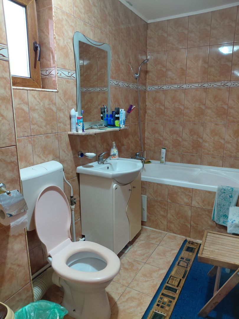 Casă Spațioasă P+1+M, 265 mp Utili, 1000 mp Teren – Toate Utilitățile, Vânători - Poză 31