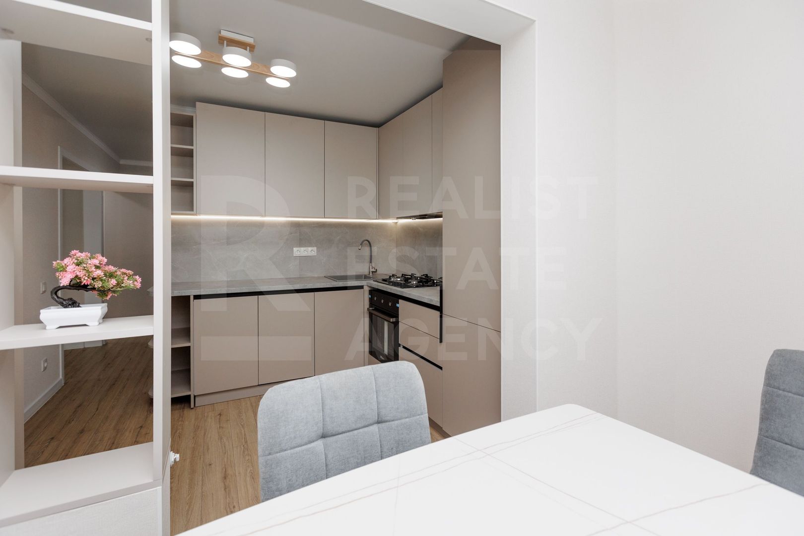 Vânzare, apartament, 3 camere, bd. Dacia, Botanica - Poză 2