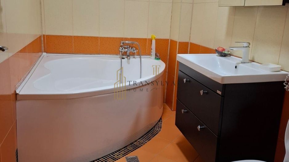 Apartament 2 camere, decomandat - Poză 6