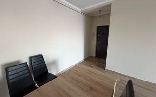 Bucatarie inchisa. Curte proprie. Cu 2 bai - Poză 13