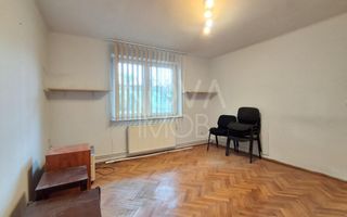 Apartament 4 camere de vanzare, Central - Poză 1