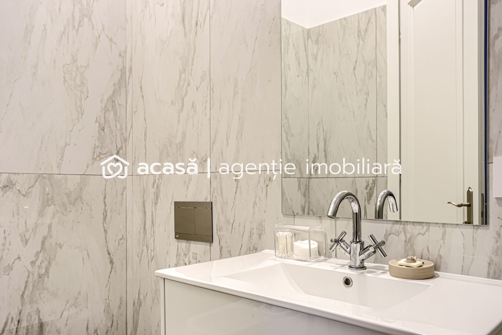 De închiriat apartament 3 camere - str. Mețianu Arad - Poză 6