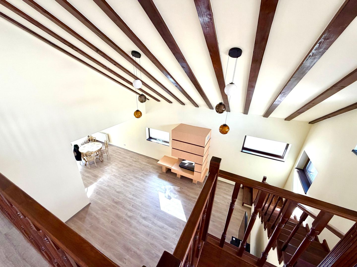 1100 e/ mp - Casa individuala  - 700 mp teren - la asfalt - Sacalaz - Poză 11