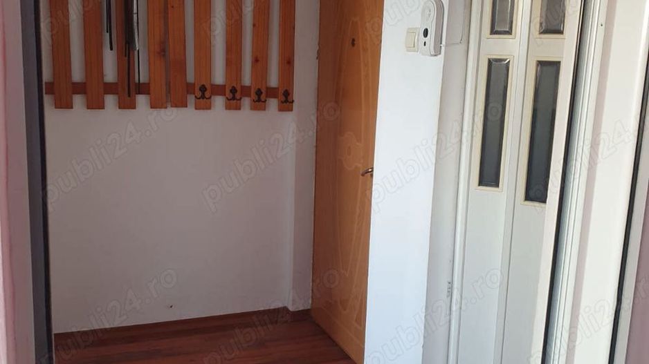 Apartament 2 camere, semidecomandat, Tiglina 1 - Poză 5