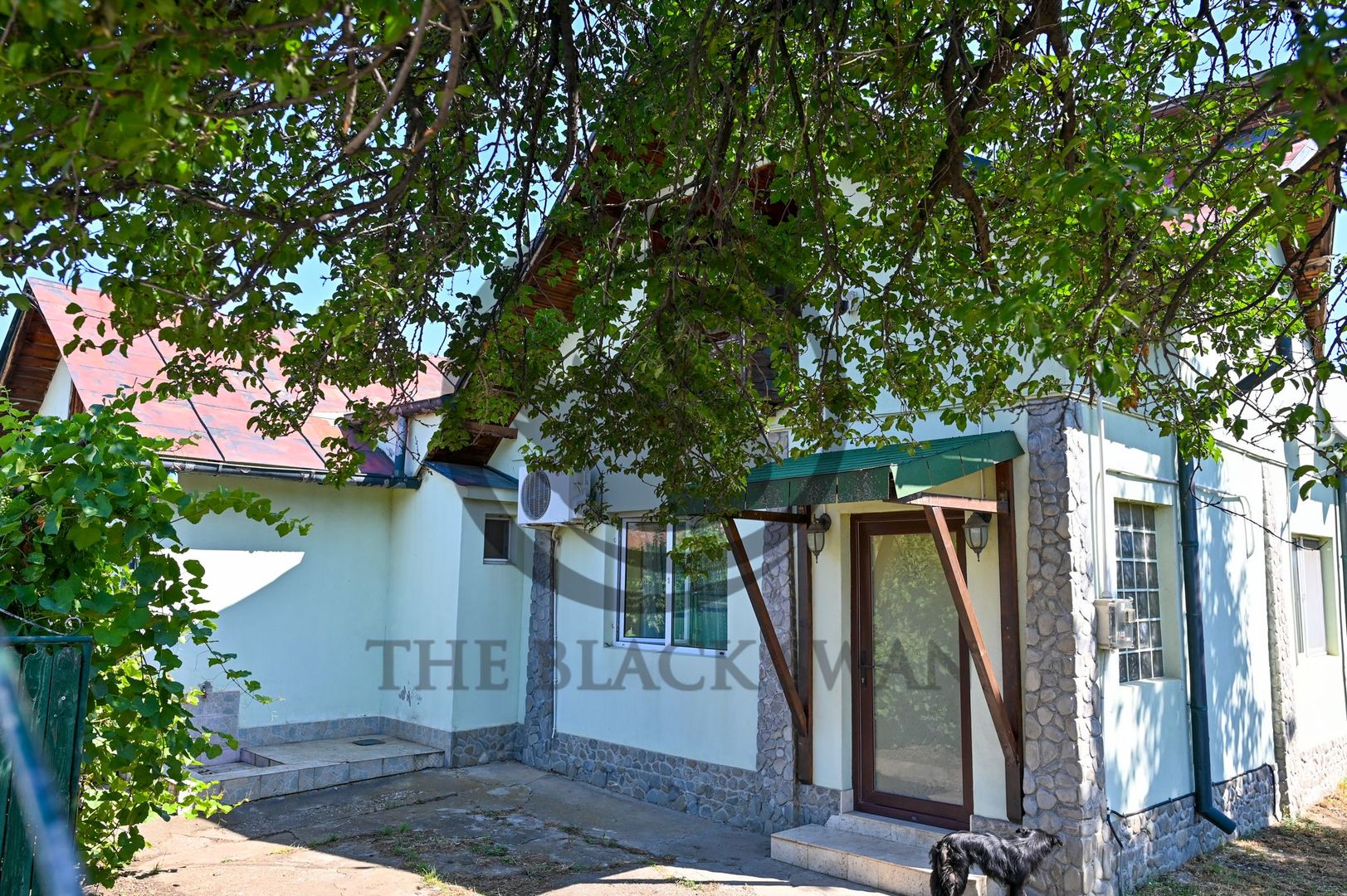 Casa 7 camere de vanzare | Zona Mitica Apostol, Ploiești | Comision 0% - Poză 2