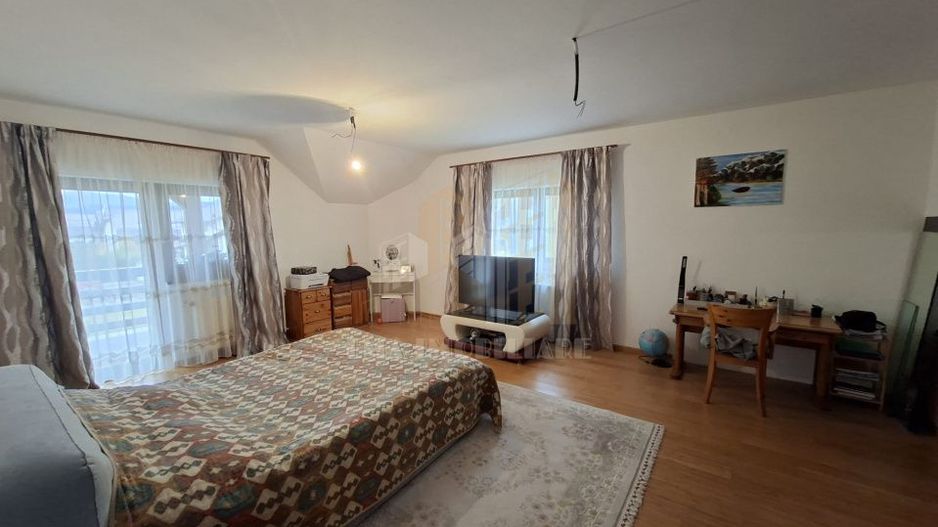 Casa individuala Tractoru zona Socec Brasov - Poză 28