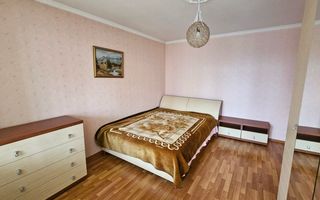 Apartament cu 4 odăi Buiucani, Mun. Chișinău - Poză 1