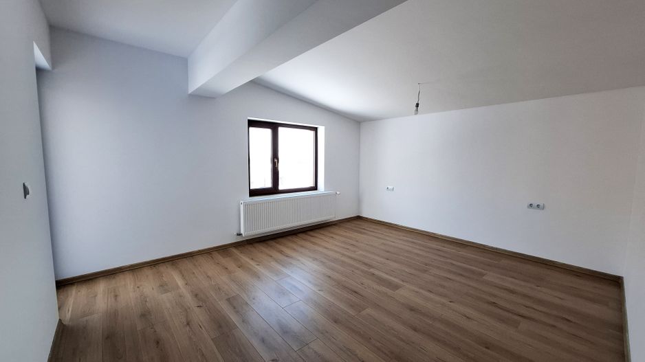 Casa tip duplex cu 4 camere, Paulesti - Poză 13