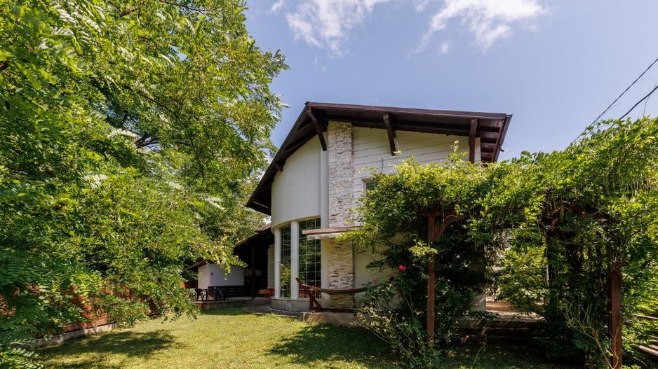 Casa deosebita in Bascov, Valea Ursului. AG - Poză 1
