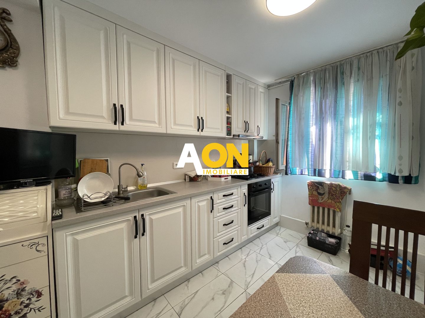 Apartament cu 3 Camere, Etaj 1, Zona Kaufland - Poză 1