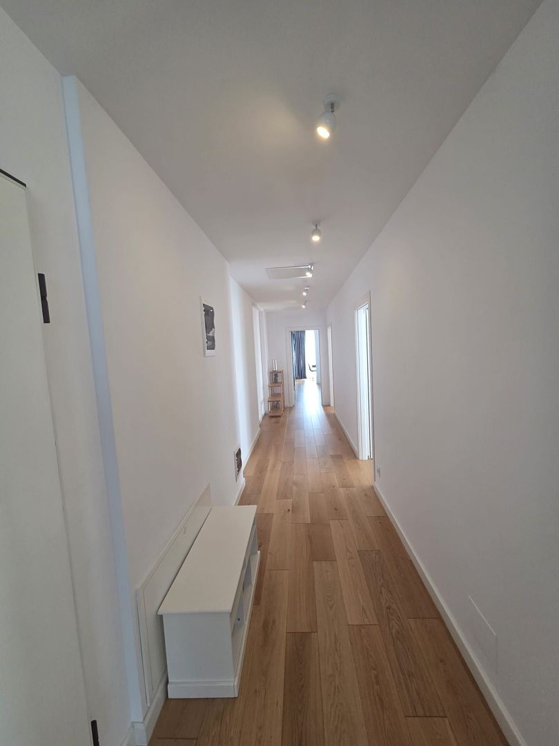 Penthouse 4 camere LUX, vedere parc Cazzavillan, 2 locuri parcare - Poză 11