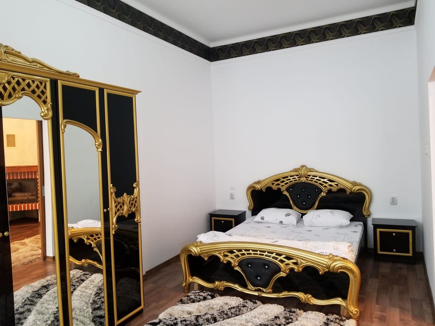 Apartament 32 camere Centrul Civic-zona ONIX - Poză 4