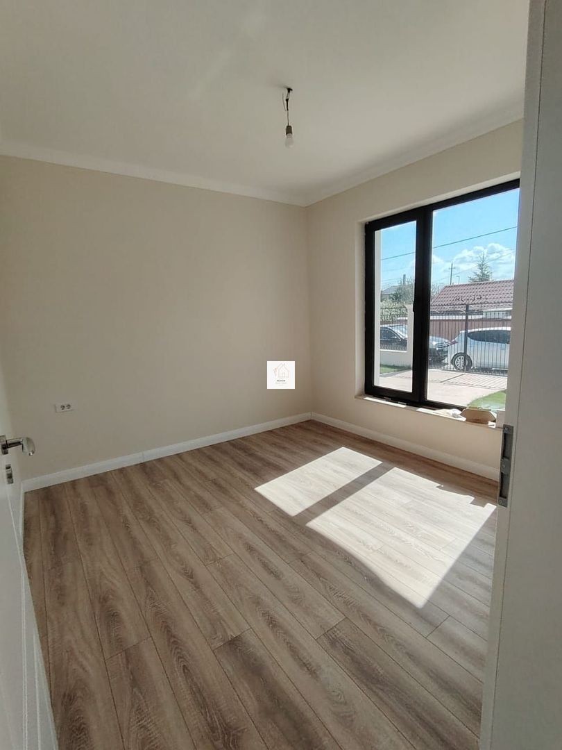 Vila 5 camere Buftea - Poză 4