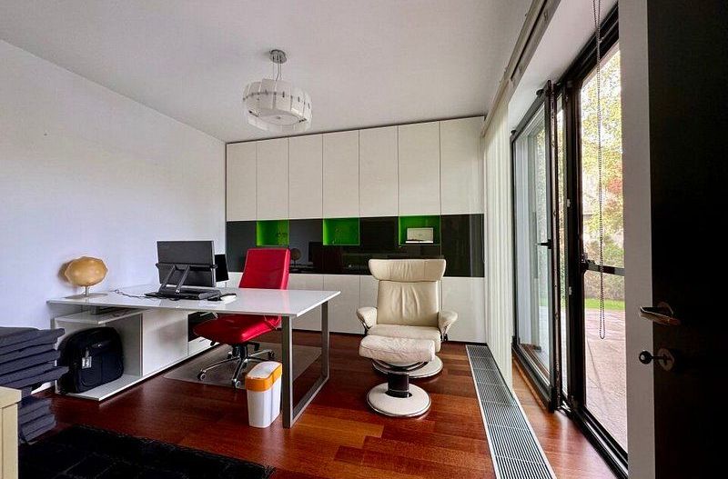 Vila lux de vanzare in cel mai dorit complex din Erou Iancu Nicolae-locatie rara - Poză 25