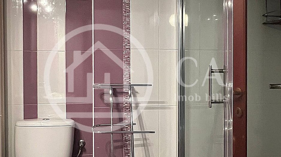 Apartament cu 4 camere de vanzare Ultracentral Oradea - Poză 10