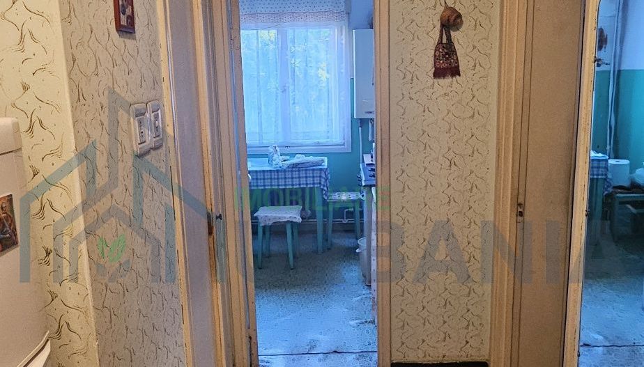 Apartament 4 camere Podu Ros - Poză 2