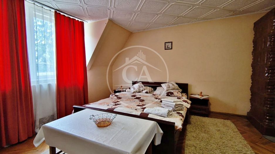 Casa de vânzare cu 7 camere de tip P+M in Sanmartin, Bihor - Poză 8