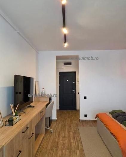 Garsonieră 31 mp, COMPLET RENOVATĂ, finisaje premium, vedere panoramică - Poză 2