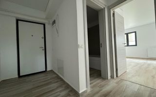 Garsonieră Luminoasa cu Balcon Spațios - Poză 6