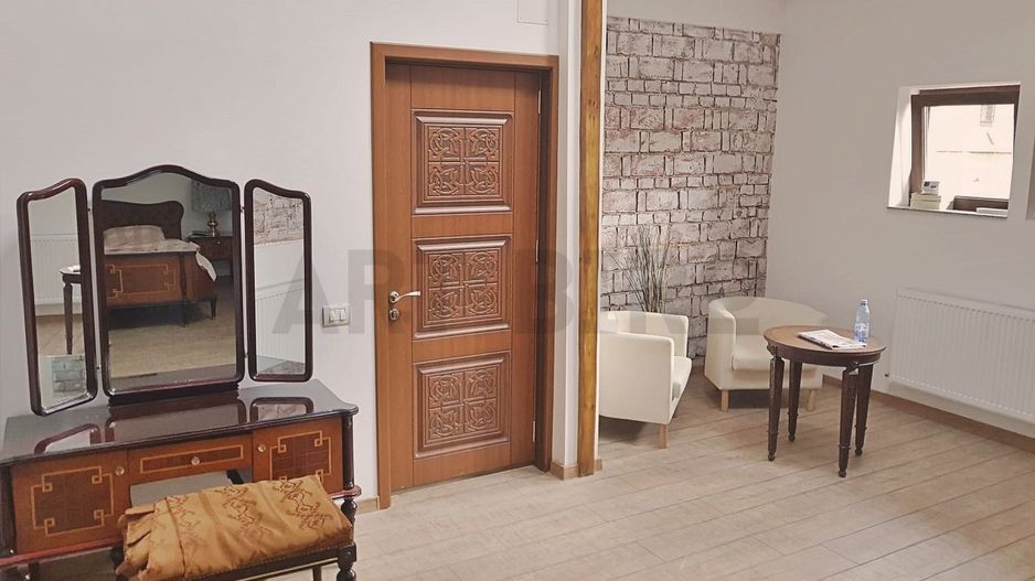 Zero comision, 55mp birou sau resedinta in vila eclectica, Polona, 1'M - Poză 2