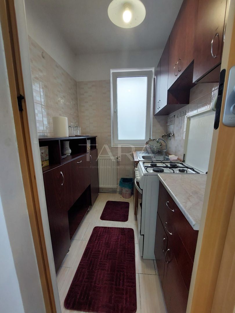 Apartament cu 2 camere, 43 mp, parter, renovat, langa Parcul Poligon. - Poză 2