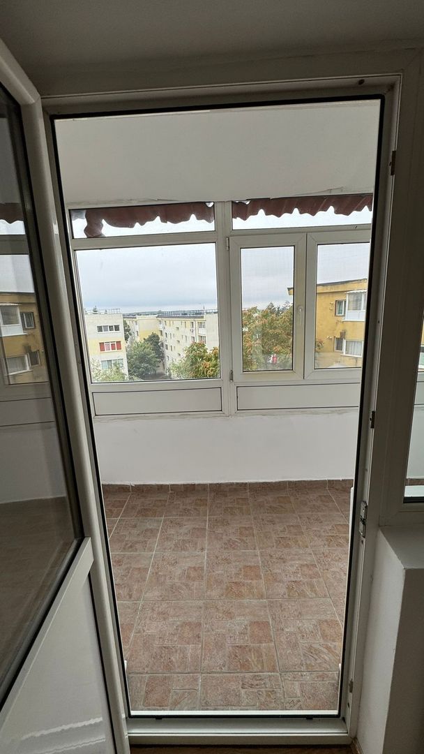 De vânzare apartament 2 camere, Studio Buftea, pregătit de mutat - Poză 6