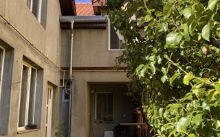 BRASADAS vinde casă cu etaj 8 cam 8 ari zona BOTIZULUI. - Poză 4