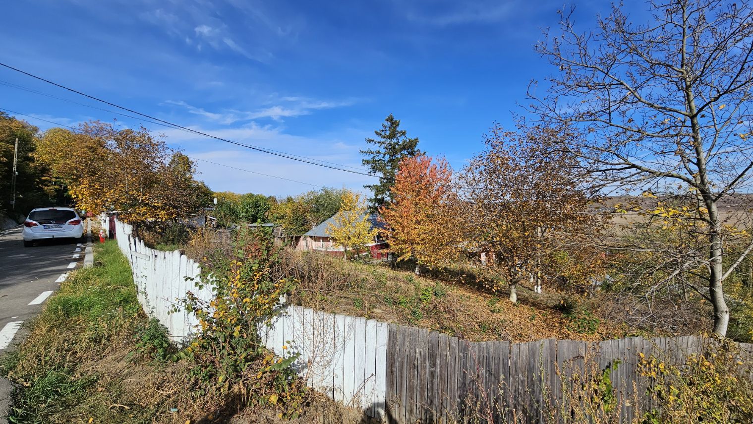 TEREN INTRAVILAN 1089 mp, zona BRODOC; - Poză 2