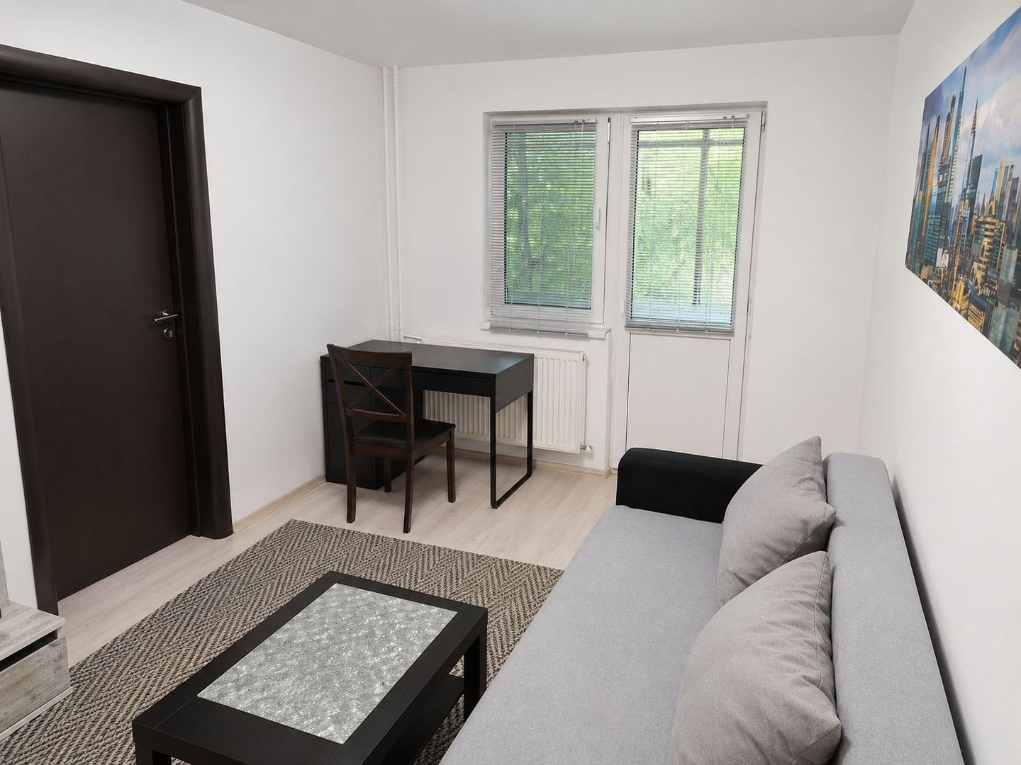 Apartament cu 2 camere de închiriat în Dacia – Locație excelentă - Poză 1