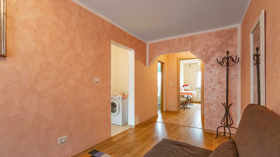 Lipovei | 3 Camere| Decomandat | Etaj Intermediar - Poză 1