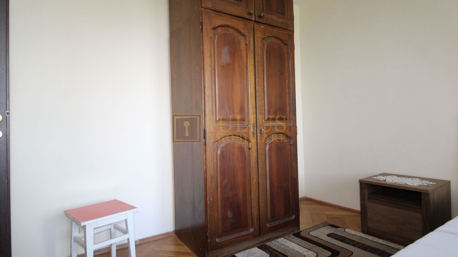 Medicina - Iulius Mall, dormitor cu pat matrimonial. - Poză 14