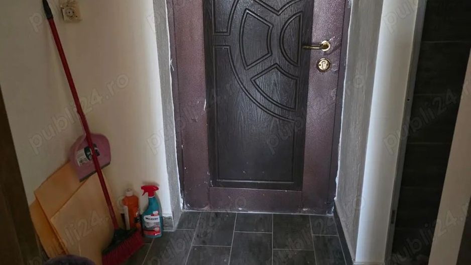 BRASADAS vinde garsoniera la PARTER pe Ostrovului. - Poză 2