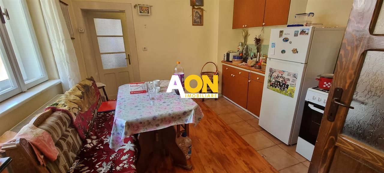 Casa individuala, 2 Camere, zona Poarta I,  300mp teren - Poză 7