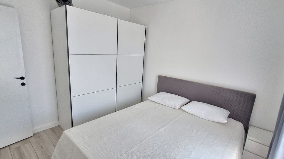 Studio 42mp Aparatorii Patriei 4/6 - Poză 5