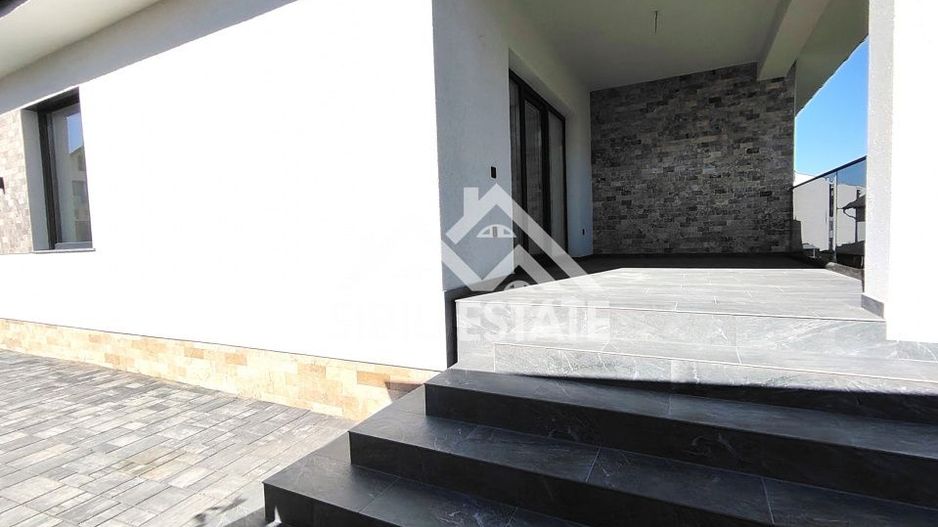 Casa cu garaj si pivnita, in Selimbar, SIbiu - Poză 8