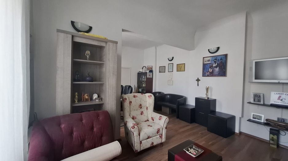URGENT!, APARTAMENT TIP duplex in vila CONSOLIDATA, liber,  NEGOCIABIL - Poză 2
