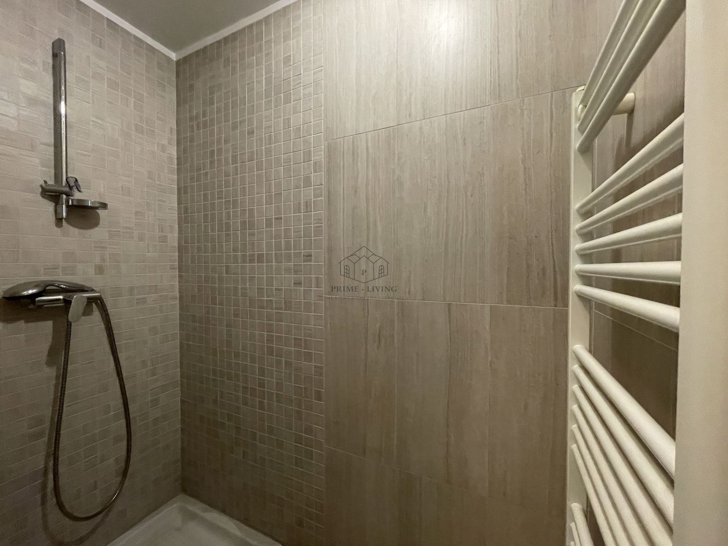 APARTAMENT CU 3CAMERE SI TERASA DE 150 MP LANGA PARC HERASTRAU - Poză 11