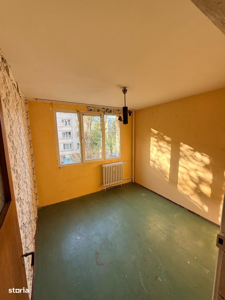 Vânzare apartament 3 camere, decomandat, etaj 1/4 – 66,79 mp + boxă – Drumul Tab - Poză 8