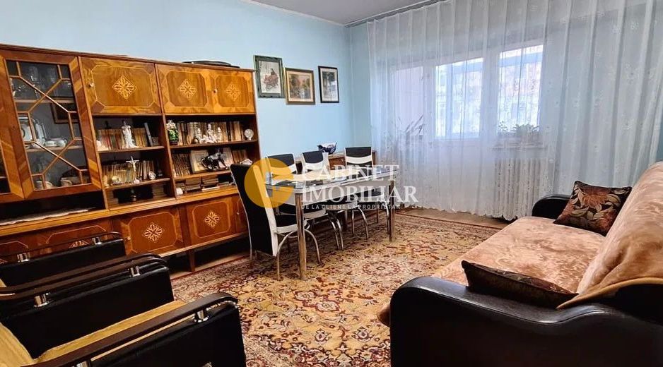 3 Camere Decomandat -  72 mp - Zona Galata - Poză 1